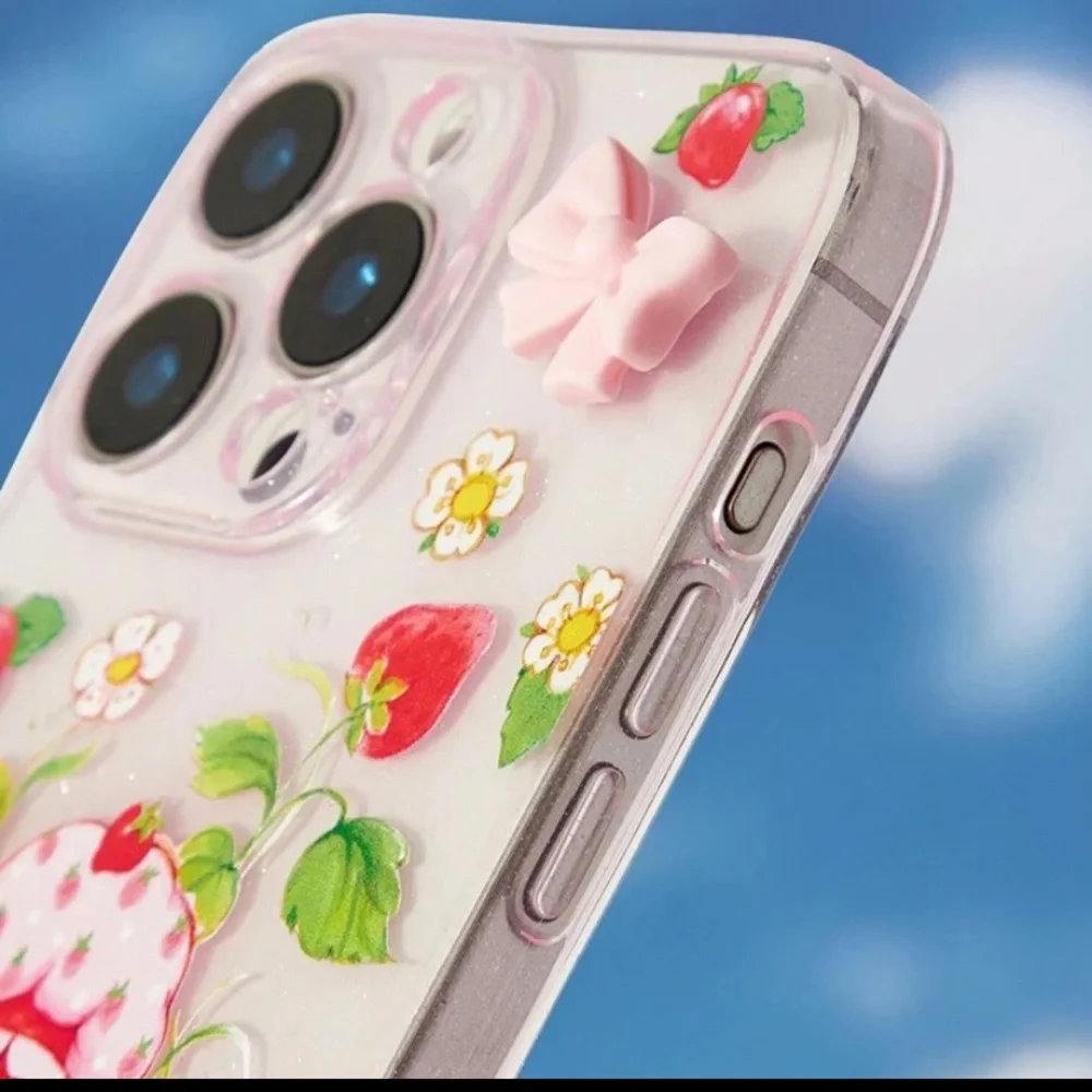 Trends Strawberry Shortcake Strawberry Print Bowknot Shockproof Phone Case, Pink